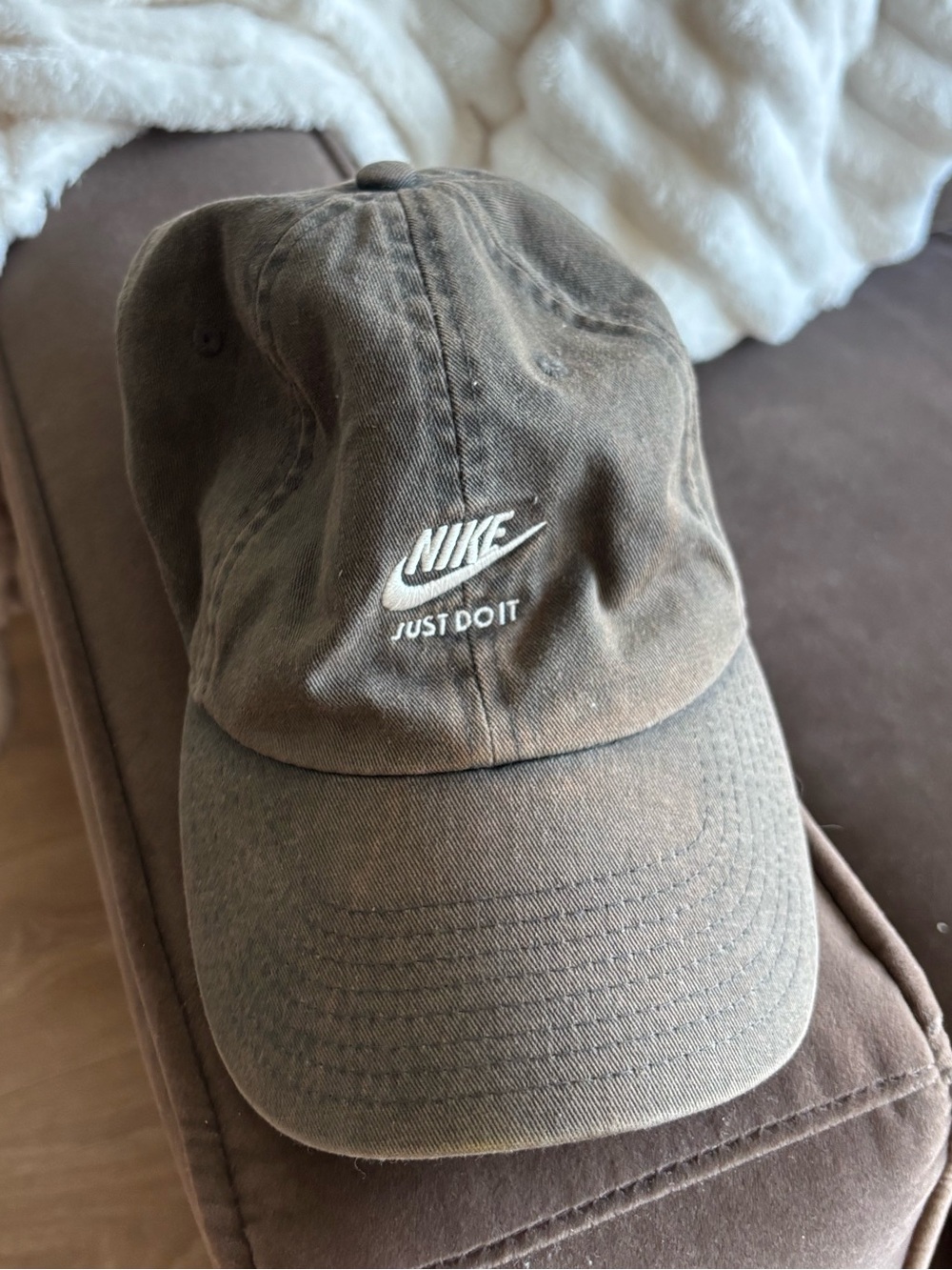 Nike Unisex Washed Taupe 'Just Do It' Embroidered Cotton Cap